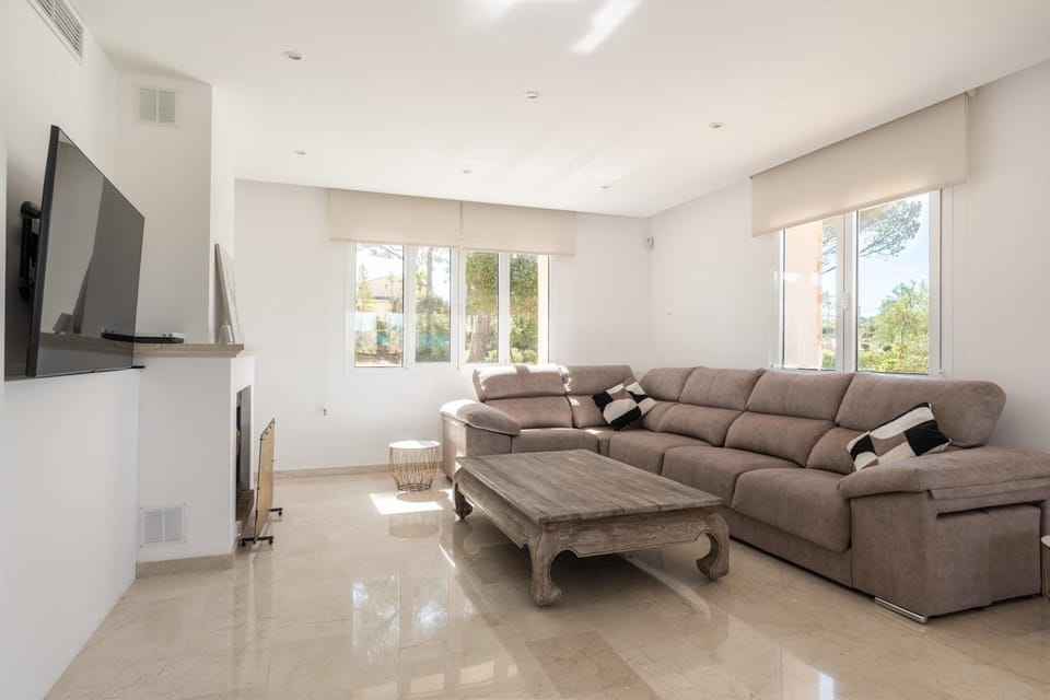 Property building, Living room