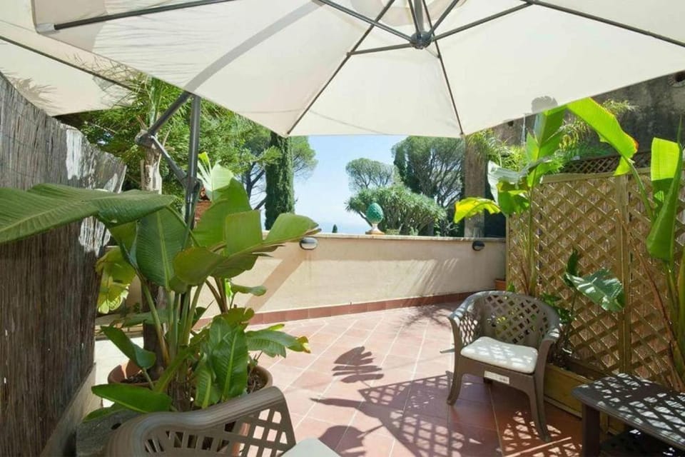Patio, Day, Garden, View (from property/room), Balcony/Terrace, Garden view