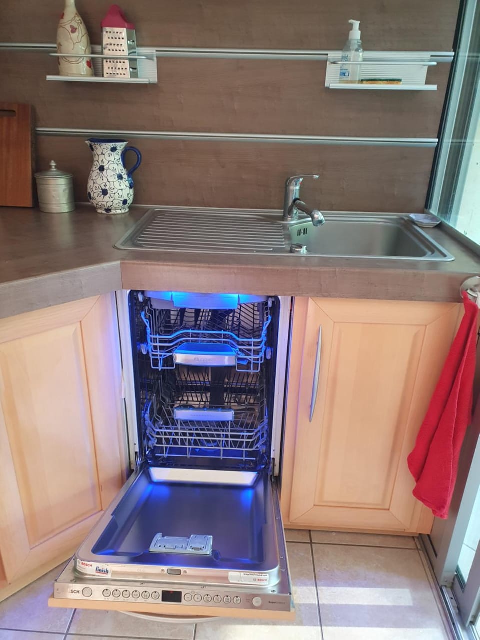 Kitchen or kitchenette