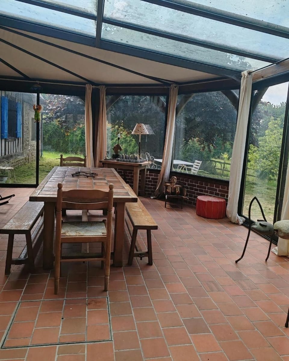 La maison bleue House in Normandy