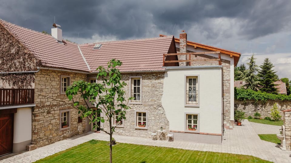 Statek Pazderna Bed and Breakfast in Prague