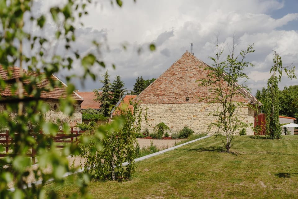 Statek Pazderna Bed and Breakfast in Prague