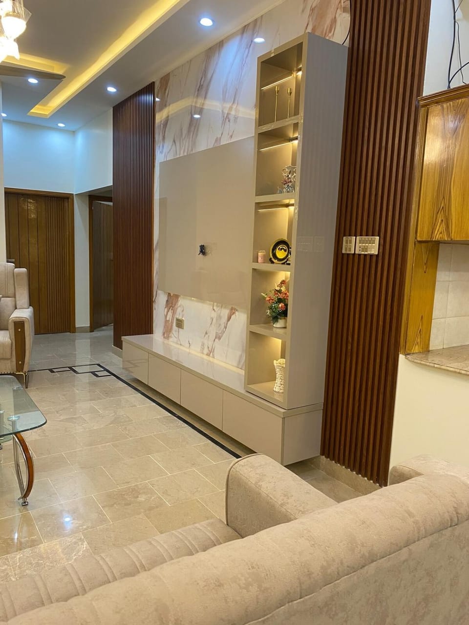 Johar Guesthouse-Suite 3Bed and Lounge in Karachi Villa in Karachi