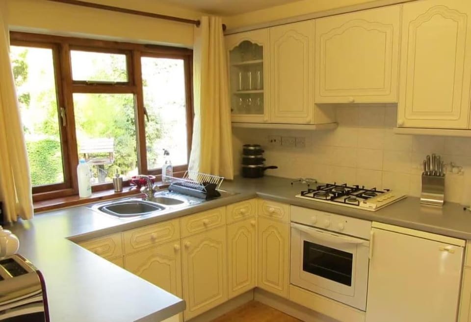 Greenacres Cottage Middleton by Wirksworth House in Amber Valley