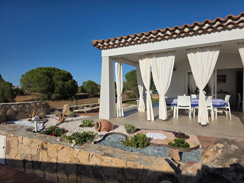 Property building, Patio, Garden, Garden view