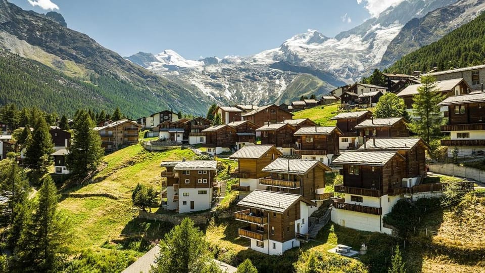 Property building, Nearby landmark, Spring, Natural landscape, Bird's eye view, Mountain view