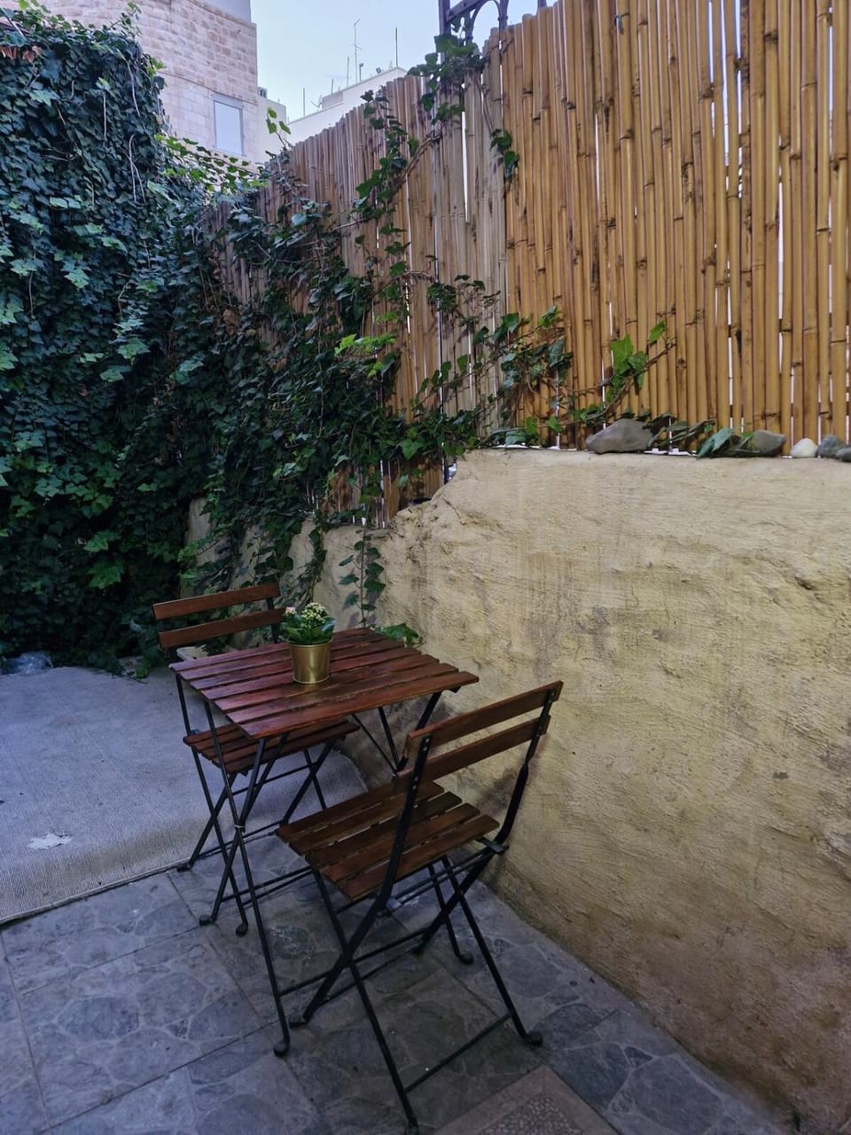 Patio, Day, Garden, Balcony/Terrace, Dining area