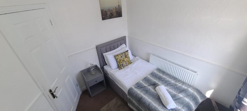 Starlet Single Room Bed and Breakfast in Manchester
