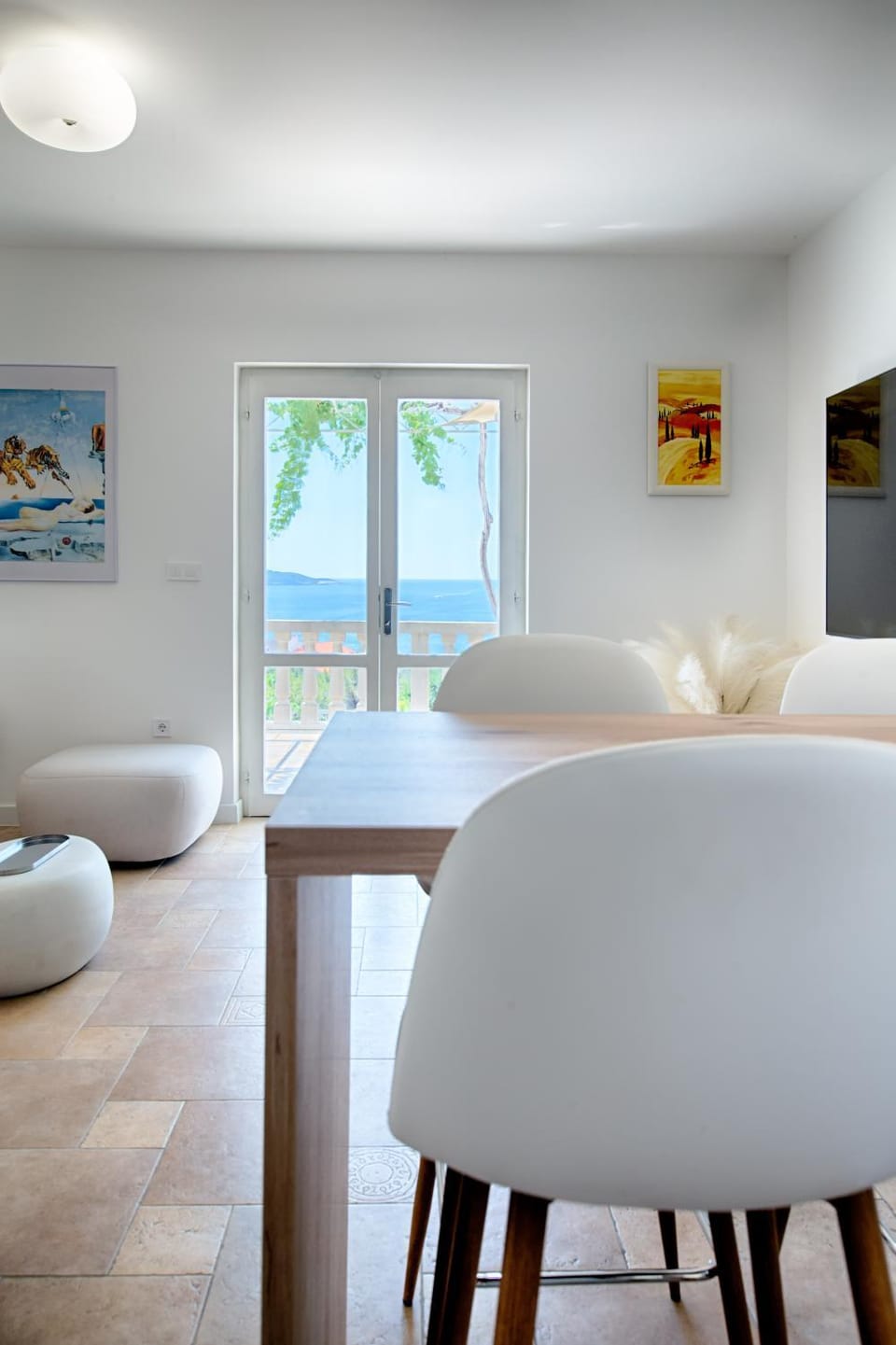 Living room, Sea view
