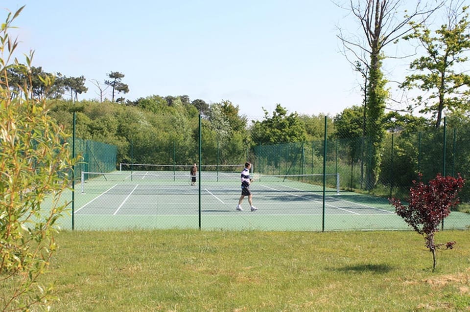 Tennis court