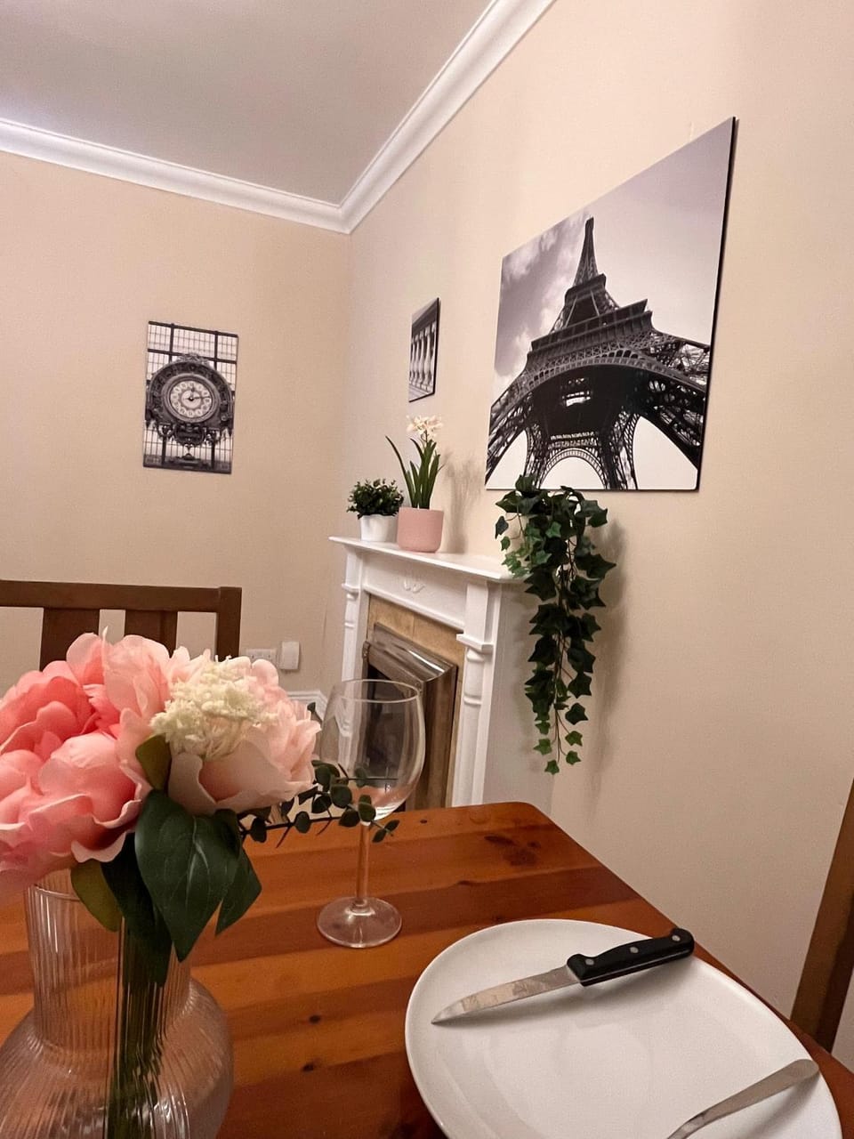 Decorative detail, Dining area