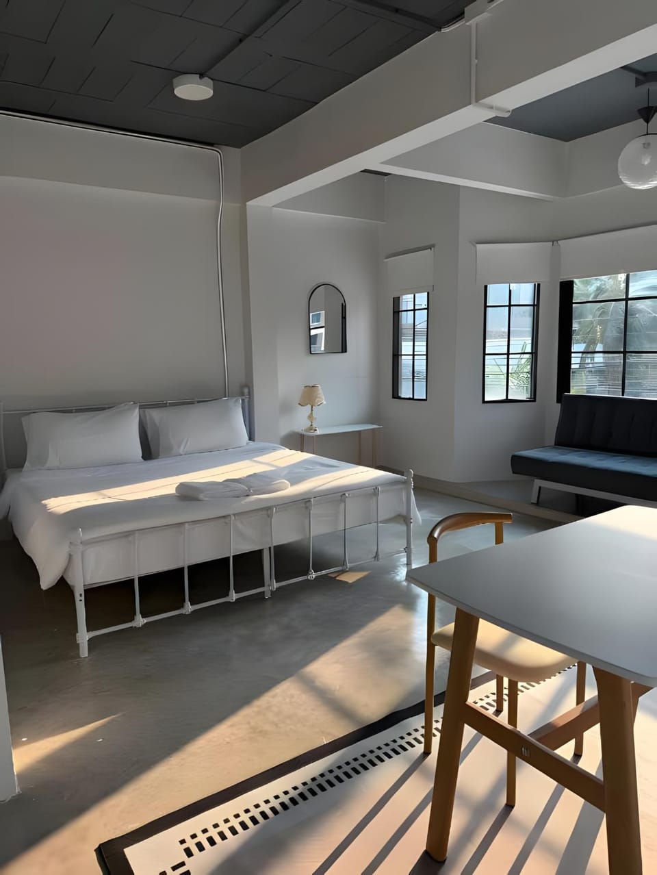 Photo of the whole room, Seating area, Dining area, Bedroom