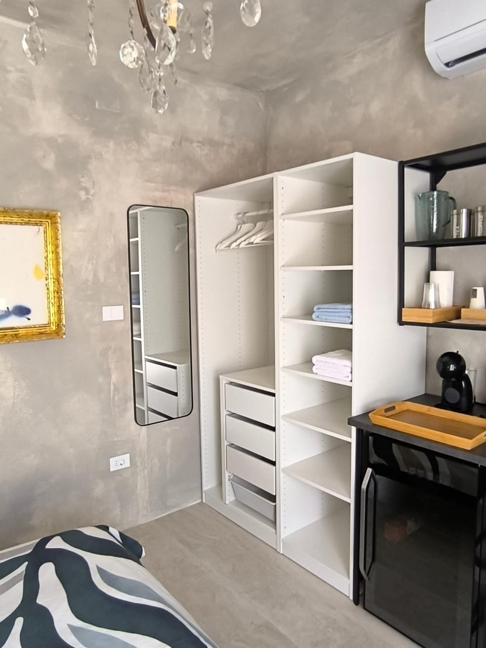wardrobe