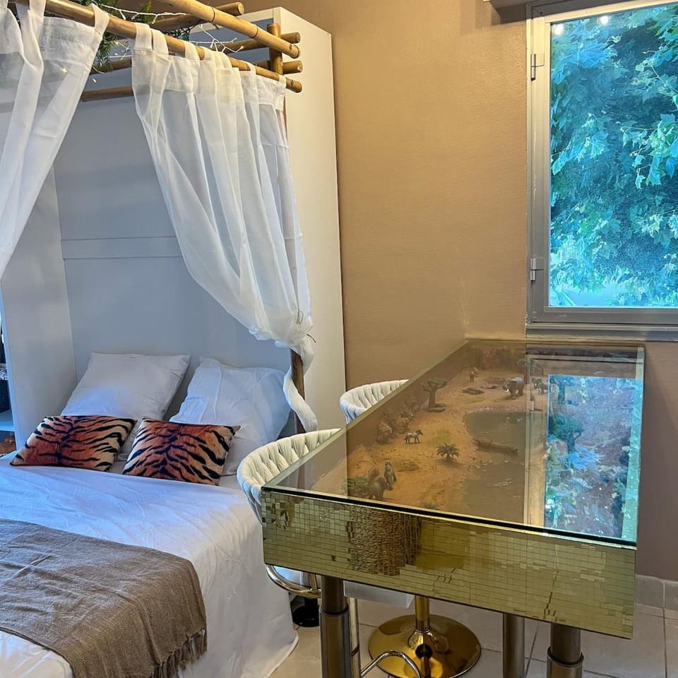 Studio Safari Chic sur le port du Cap d'Agde Apartment in Agde