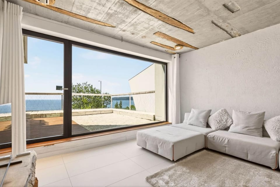 Patio, Garden, View (from property/room), Balcony/Terrace, Seating area, Sea view