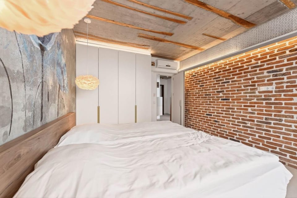Bed, Bedroom, wardrobe