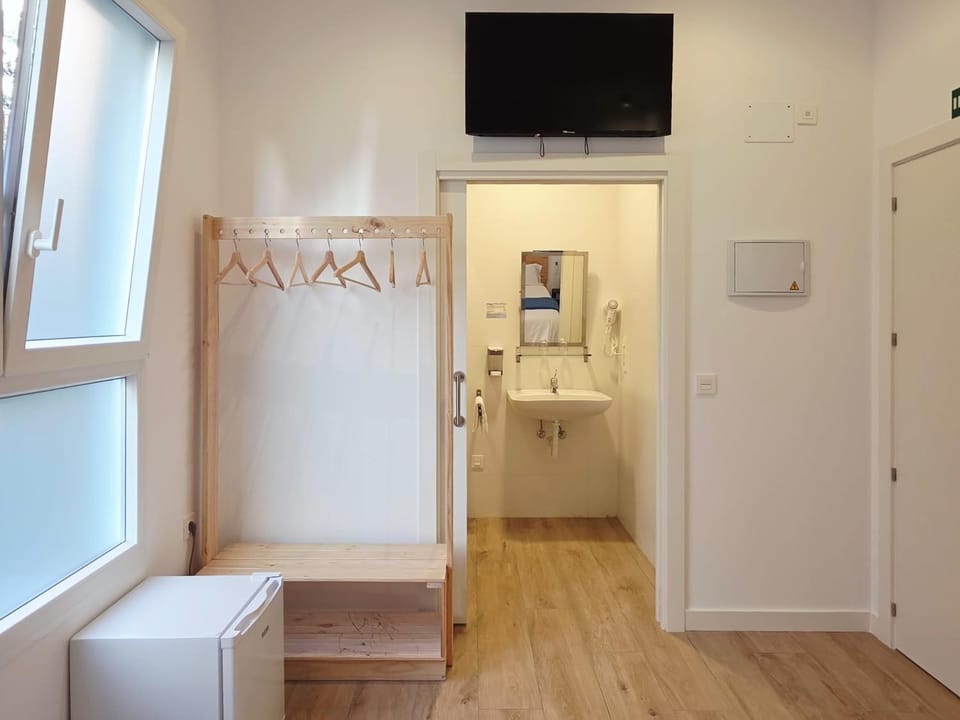 Bilbao ROOMS & KITCHEN Altube Bed and Breakfast in Bilbao