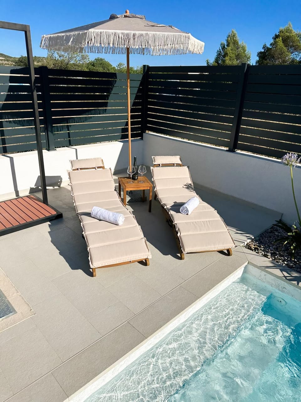 Patio, Day, Balcony/Terrace, Pool view, Swimming pool, sunbed