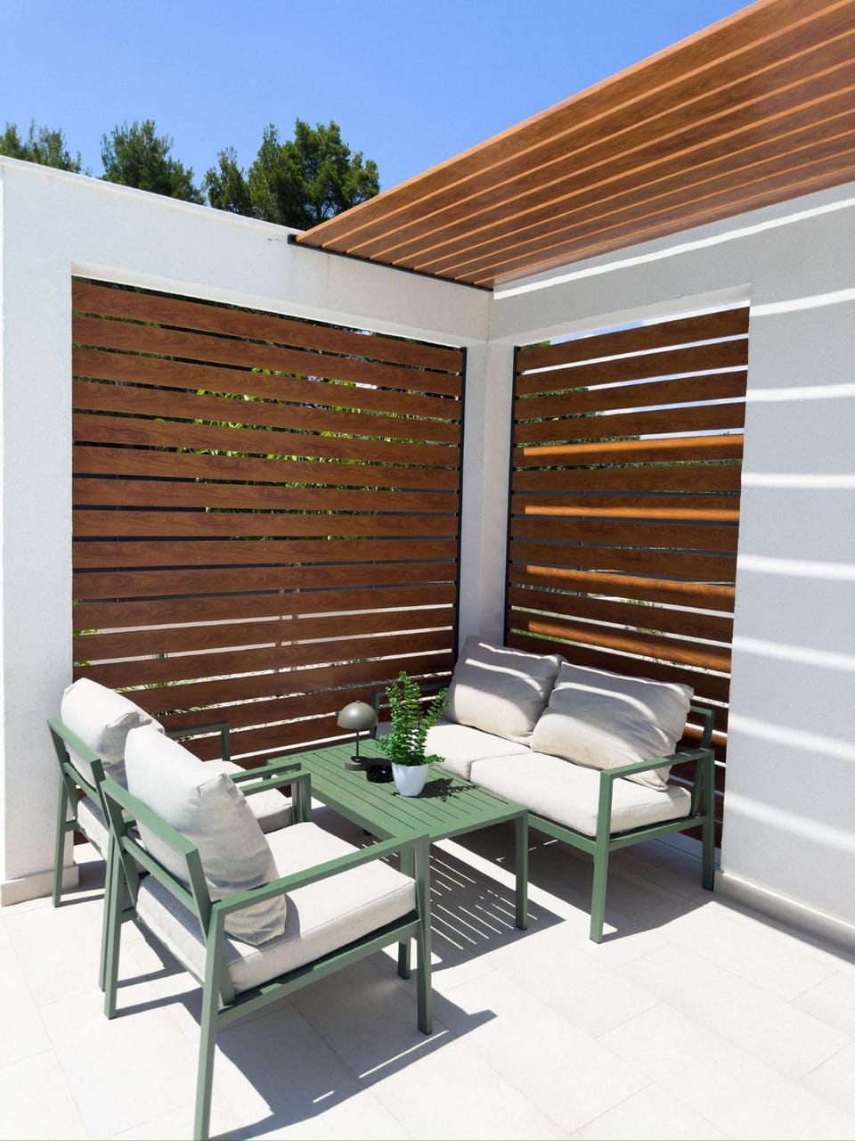 Patio, Day, View (from property/room), Balcony/Terrace, Living room, Seating area, sunbed