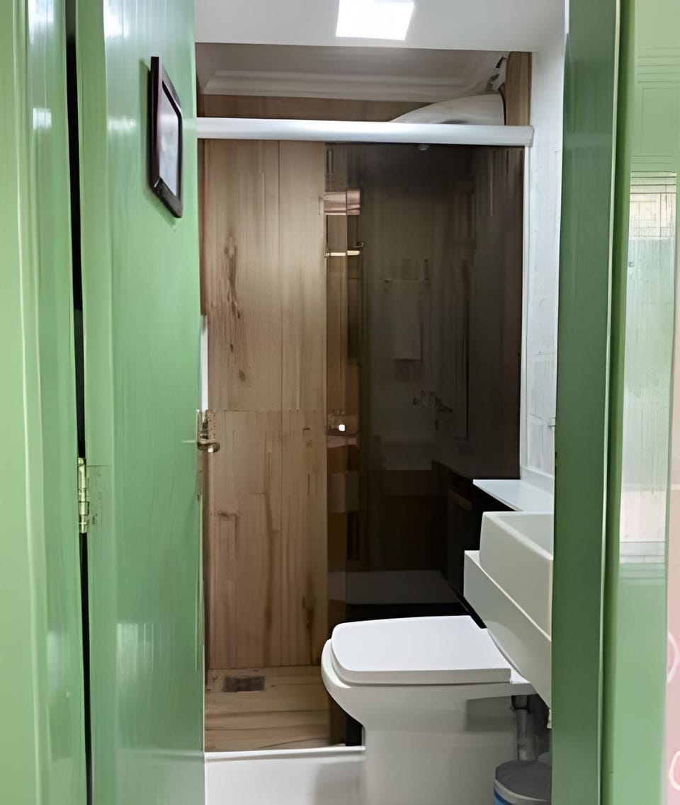 Beautiful Studio near Congress, Ministries, Airport, and HQ (110A) Apartment in State of Goiás