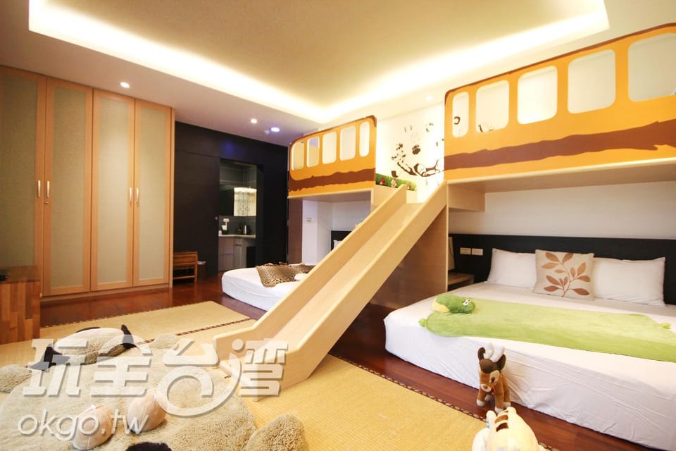 bunk bed