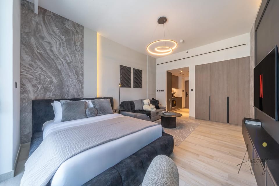 Grove Luxurious Stu Best community Art & Design Apartment in Dubai