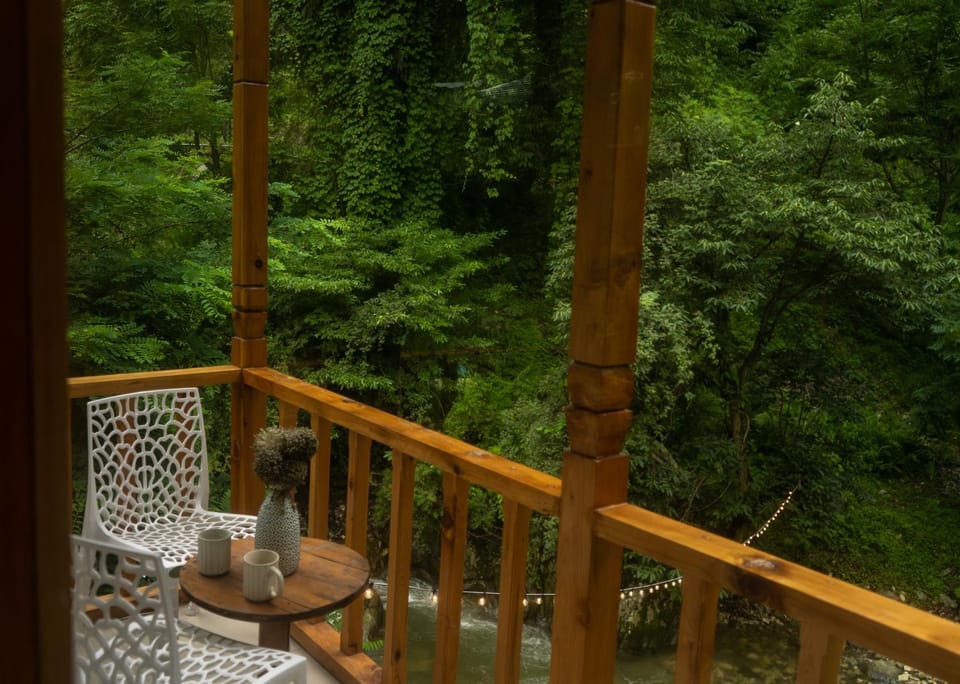 Balcony/Terrace, Dining area, Garden view