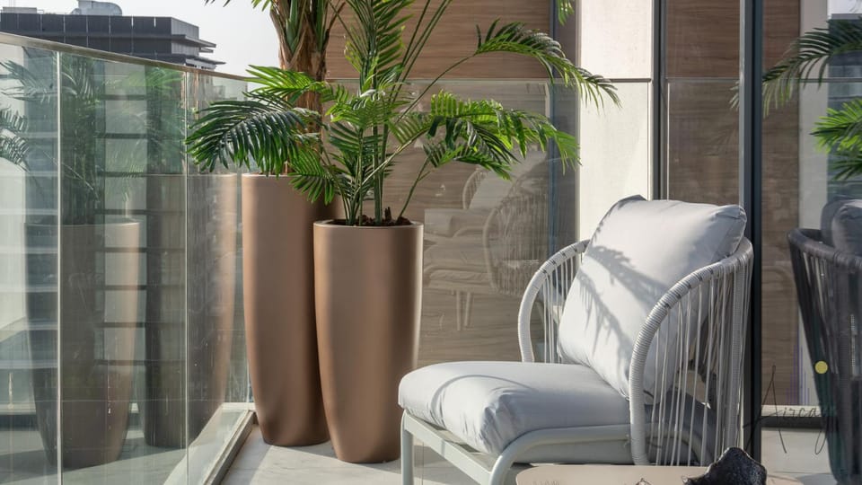 GroveLuxurious 1BR BEST communityArt & Design Apartment in Dubai