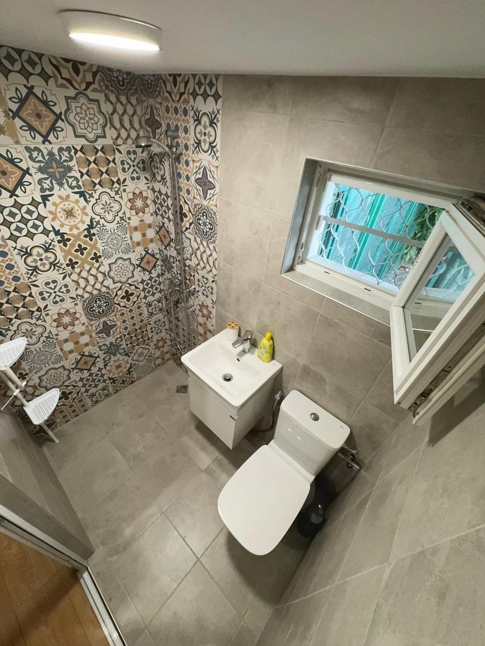 Shower, Toilet, Bathroom, bidet