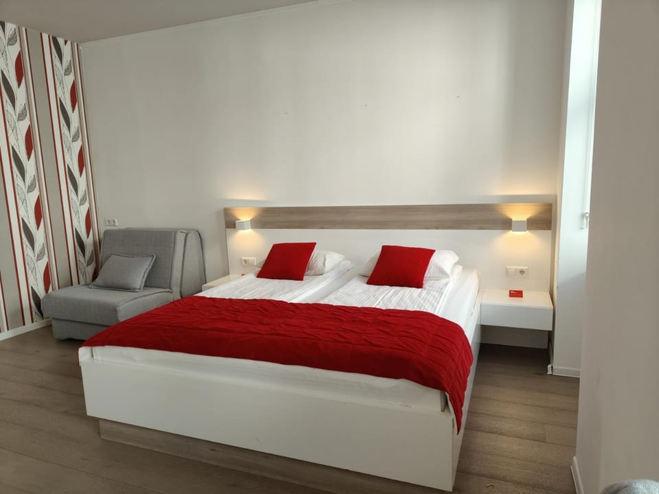 Bed, Bedroom