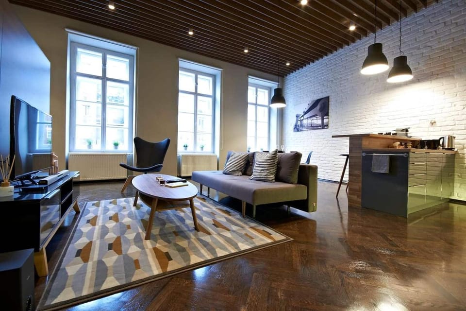 Kitchen or kitchenette, Living room, Seating area