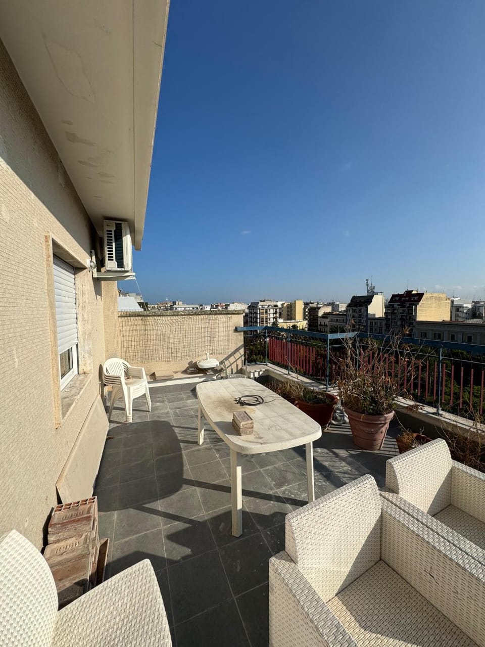 Garden Views Apartment in Bari