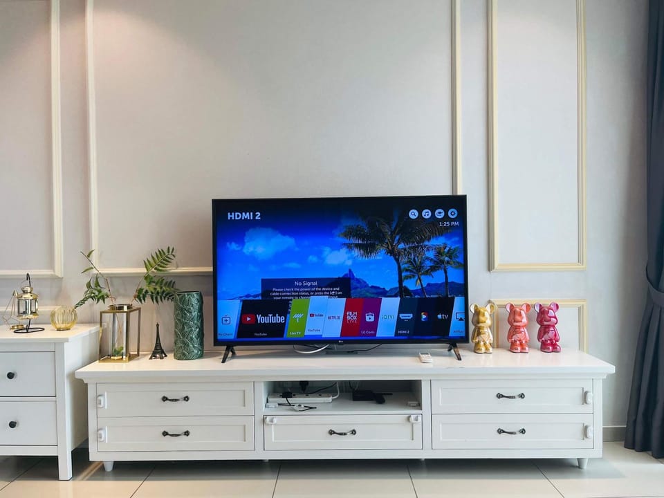 Noble Homes at i-City - WiFi TV Box and 1 Carpark House in Selangor, Malaysia