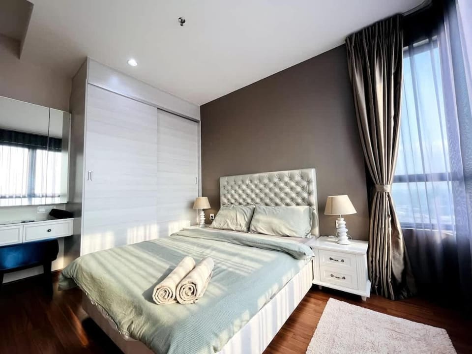 Noble Homes at i-City - WiFi TV Box and 1 Carpark House in Selangor, Malaysia