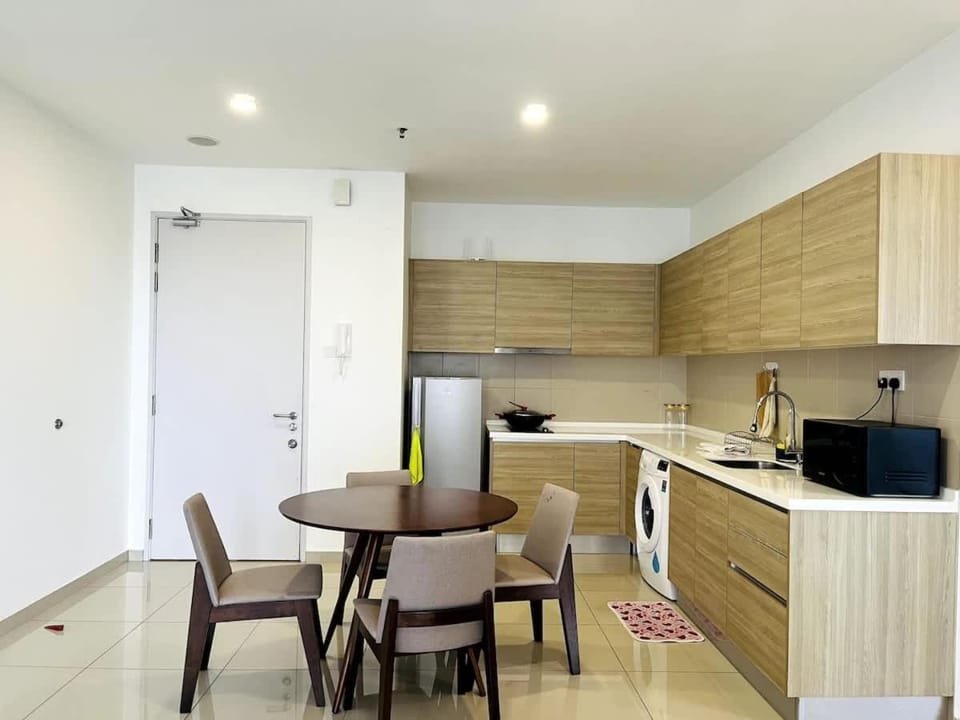 Novel Homes at i-City - WiFi TV Box 1 Carpark House in Selangor, Malaysia