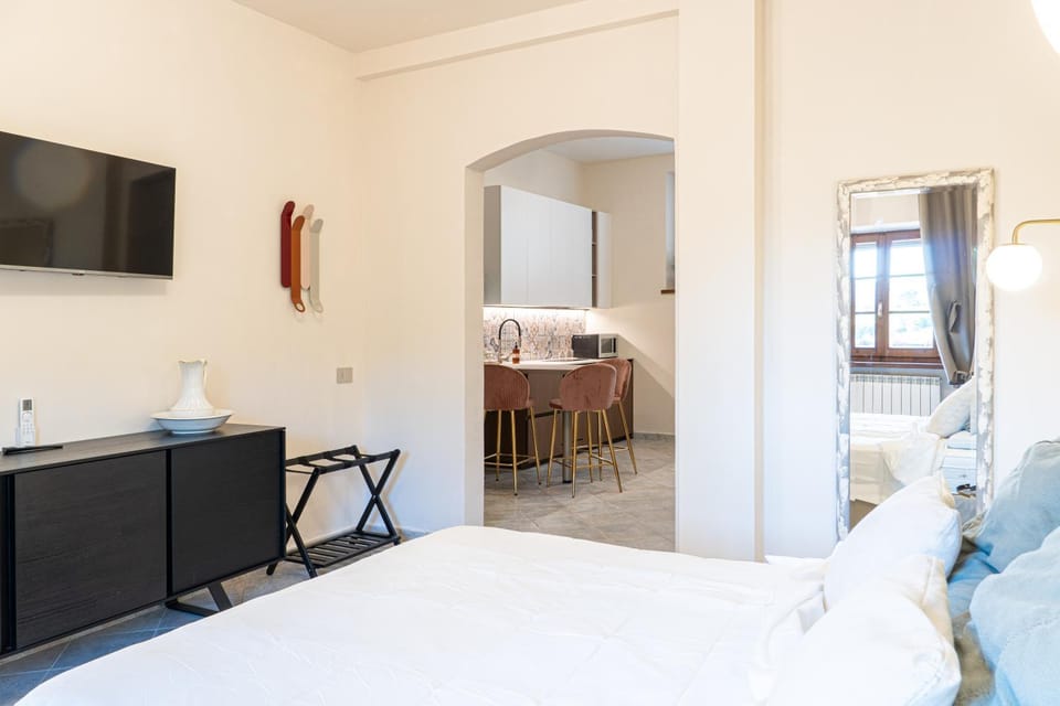 Bed, Photo of the whole room, Bedroom, air conditioner