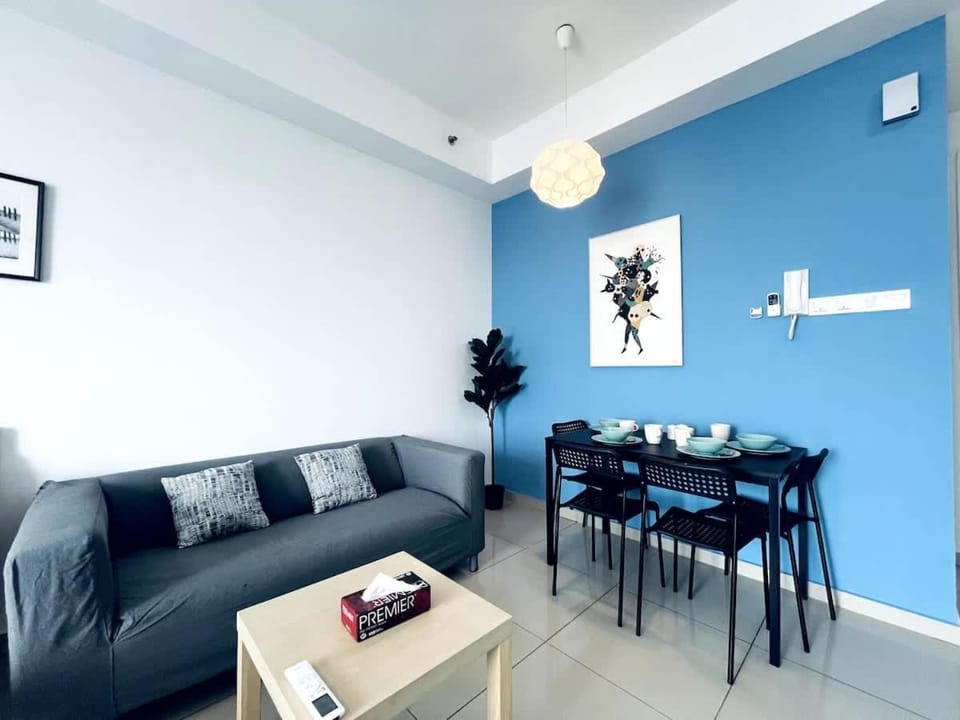 Oasis Homes at i-City - WiFi TV Box and 1 Carpark House in Selangor, Malaysia