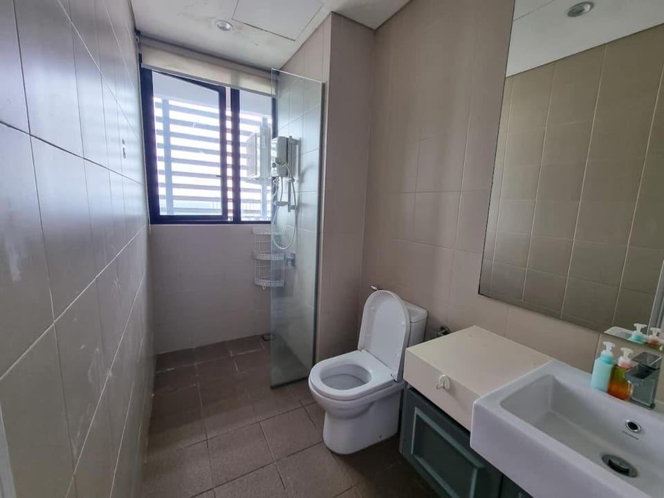 Orion Homes at i-City - WiFi TV Box and 1 Carpark House in Selangor, Malaysia