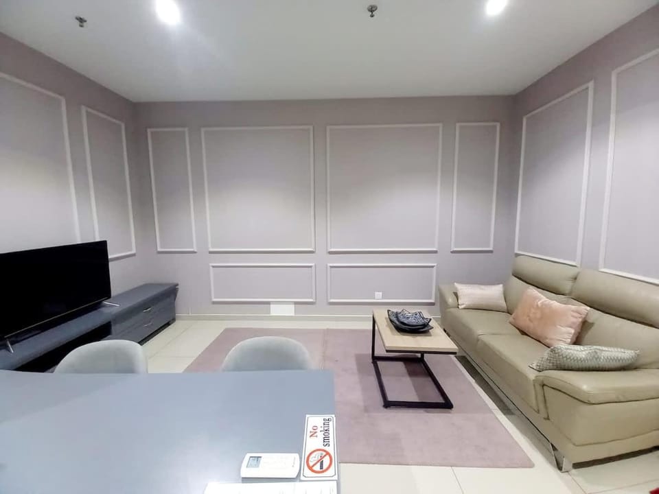 Phenom Homes at i-City - WiFi TV Box 1 Carpark House in Selangor, Malaysia