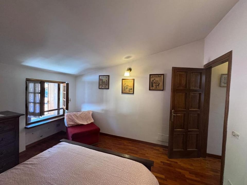 Casetta con camino in centro House in Pescasseroli