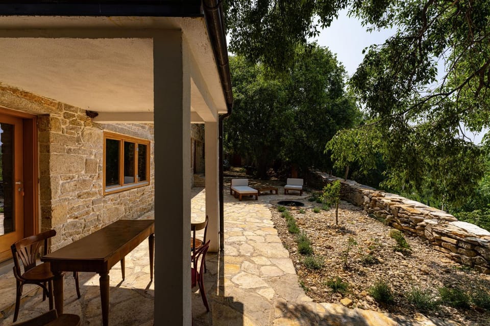 Patio, Balcony/Terrace, Seating area, Garden view