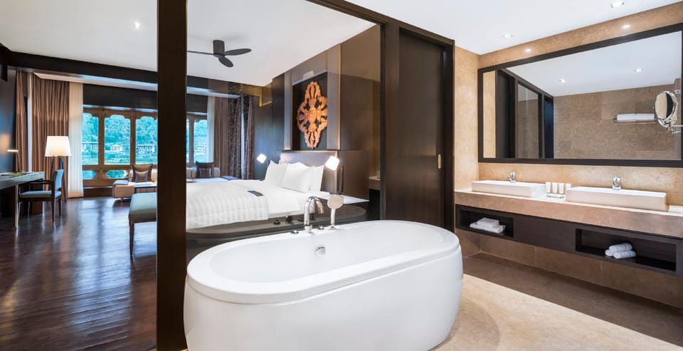 Bed, Bathroom, Bedroom, Bath