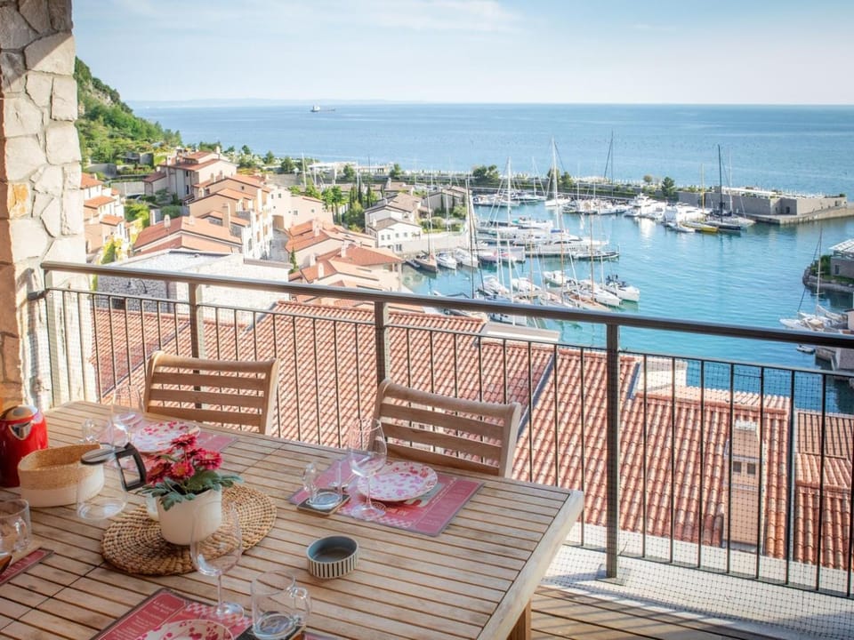 View (from property/room), Balcony/Terrace, Sea view