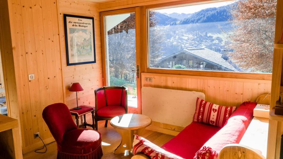 Charming mountain view apartment in Morzine Apartment in Montriond
