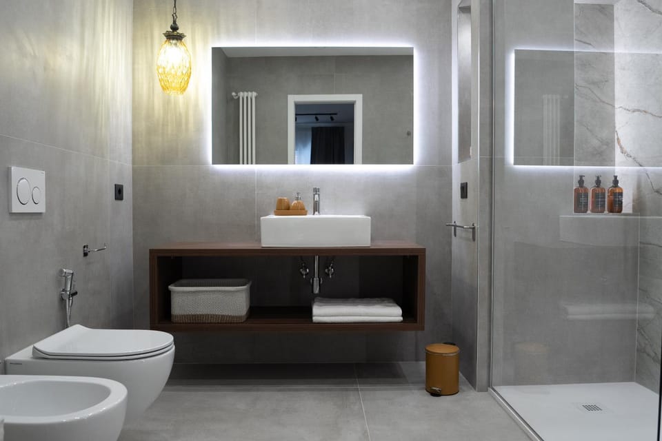 Toilet, Bathroom