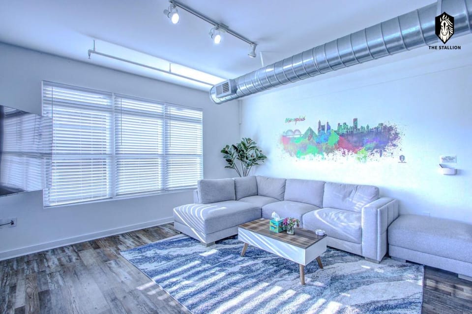 BRAND NEW Modern 1BD Loft in Downtown with free parking Apartment in Memphis
