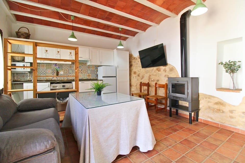Living room, kitchen