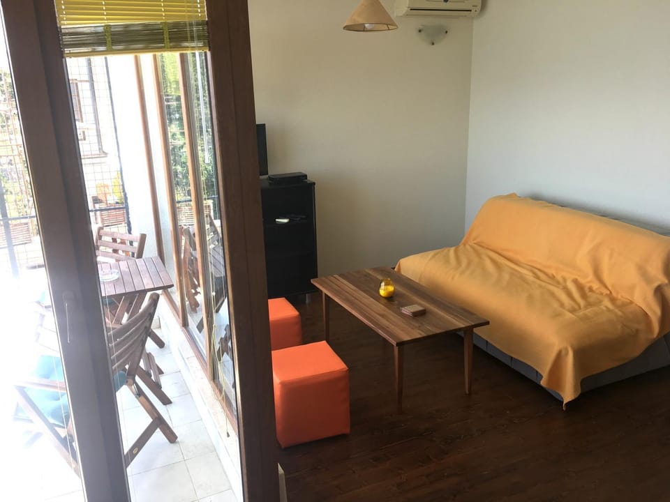 Patio, TV and multimedia, Balcony/Terrace, Photo of the whole room, Seating area