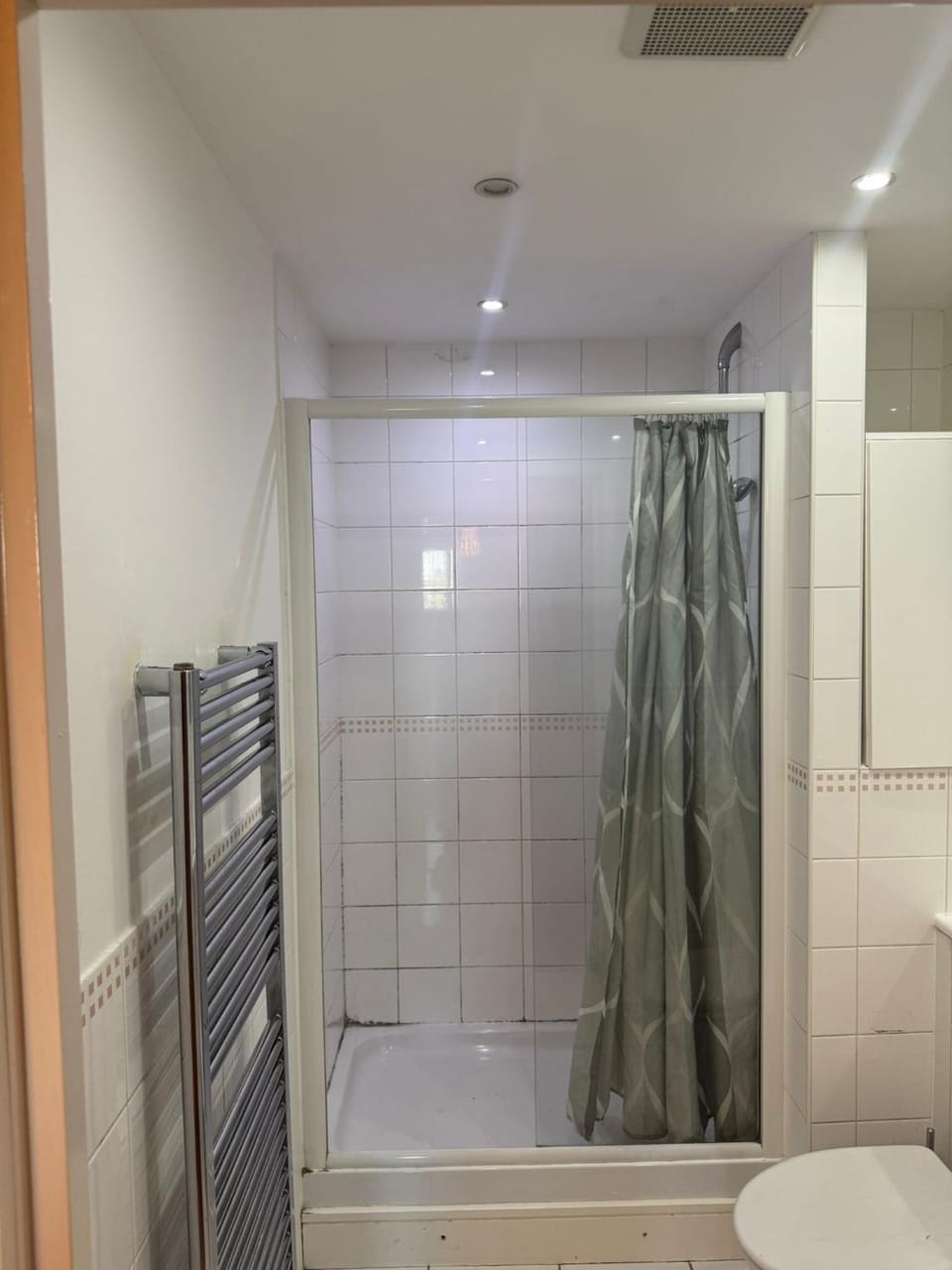 Ensuite cozy room Vacation rental in Croydon