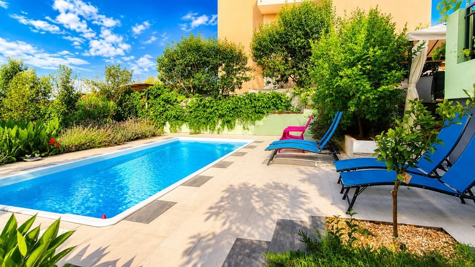Garden, Balcony/Terrace, Swimming pool